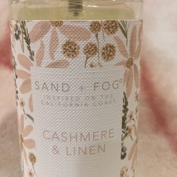 Sand + Fog Scented Cashmere & Linen Linen Room Spray NWT 107ml Sand +Fog Home - Picture 4 of 16